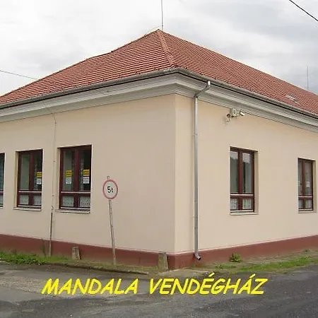 Mandala Vendeghaz Es Energiapark Vendégház *